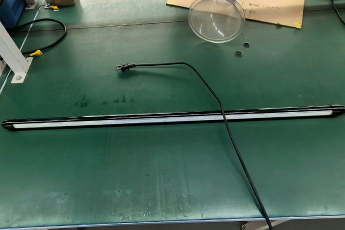 The factory-fresh appearance of ICEVERs cost-effective, industrial-grade UV and IR supplemental lighting tubes The factory-fresh appearance of ICEVERs cost-effective, industrial-grade UV and IR supplemental lighting tubes