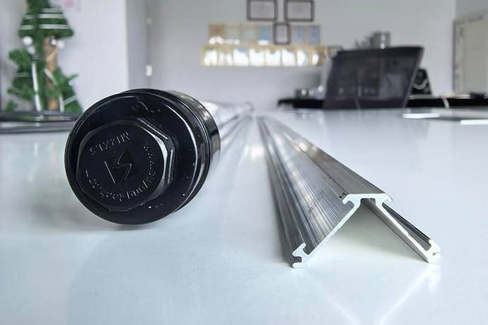 ICEVER manufactures cost-effective, industrial-grade UV and IR supplemental lights that feature internal heat dissipation designs and are waterproof and dustproof ICEVER manufactures cost-effective, industrial-grade UV and IR supplemental lights that feature internal heat dissipation designs and are waterproof and dustproof