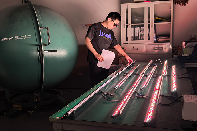 ICEVER conducts final lighting inspections and professional spectrum analysis on all products