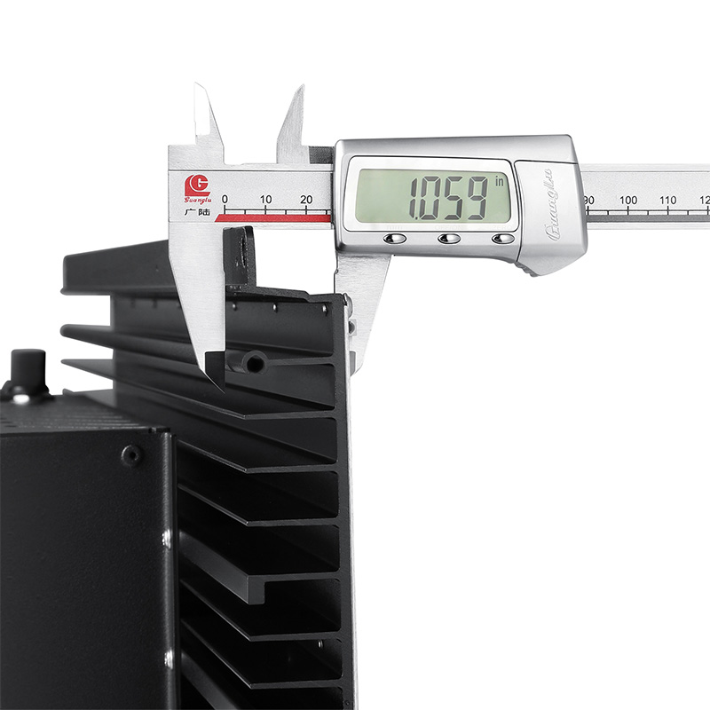 Measure the heat sink grille thickness of grow light to ensure optimal heat dissipation